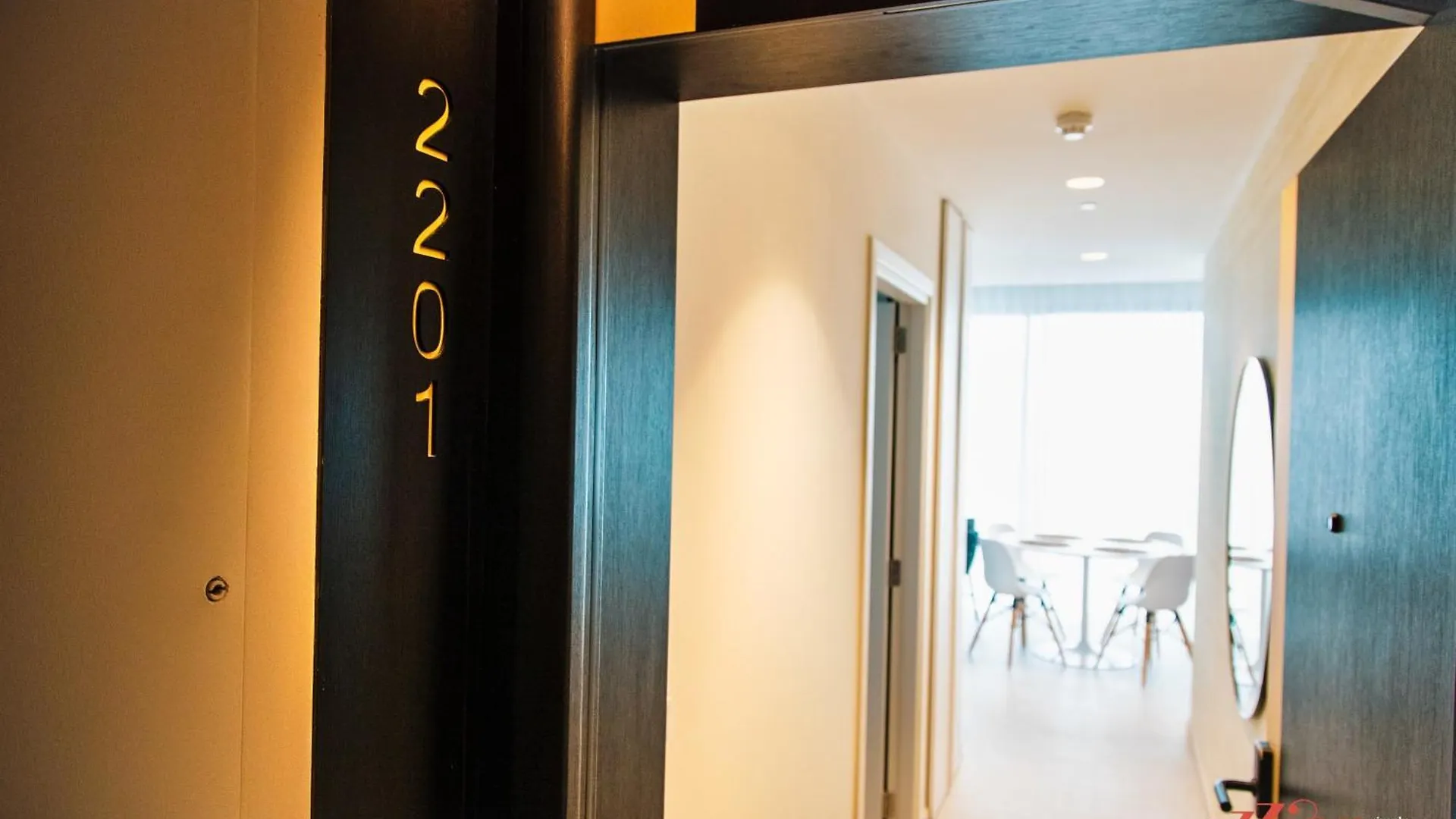 Your Luxury Retreat At Mercury Towers Saint Julian's Malta